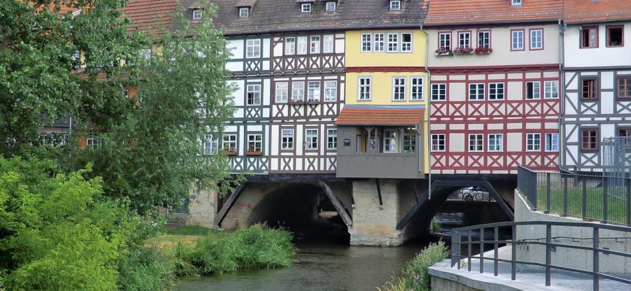 A híres erfurti híd, a Krämerbrücke