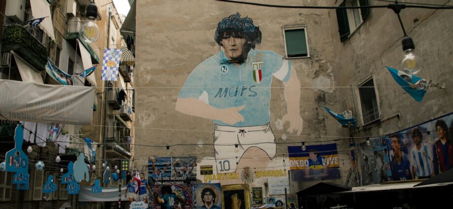 maradona nápoly falfestmény