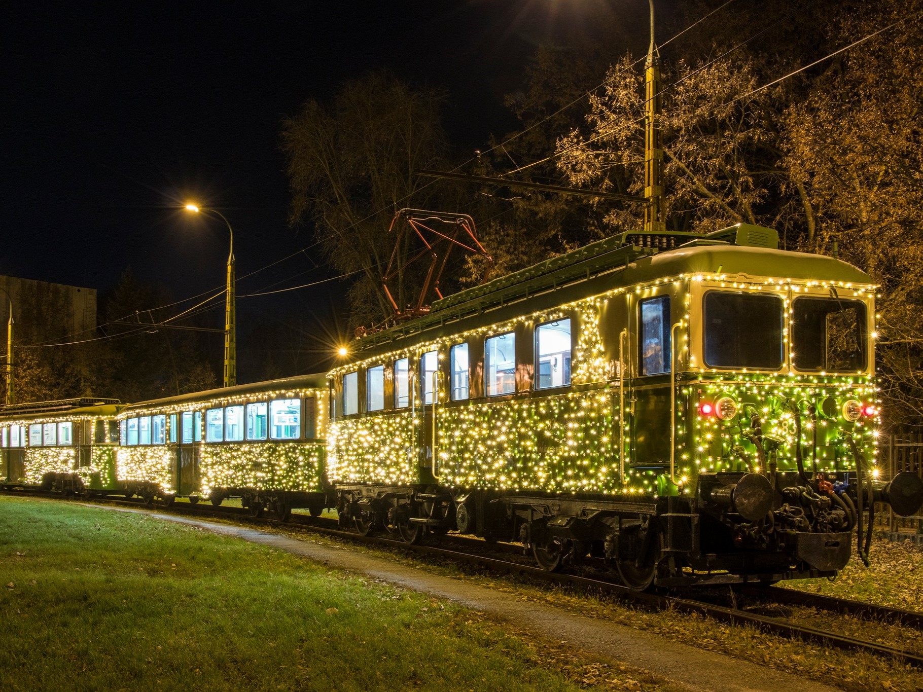 adventi vonatok hév