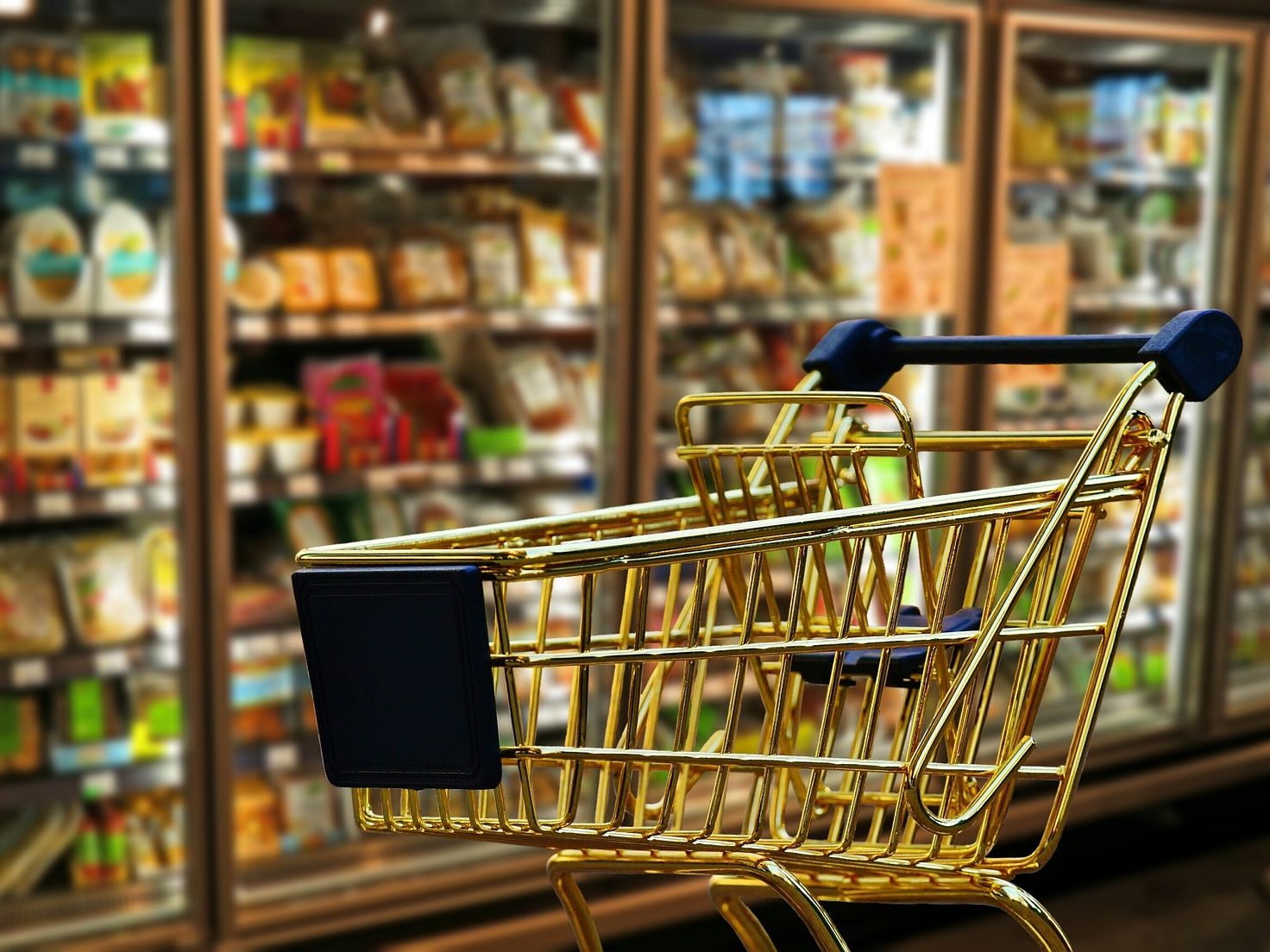 shopping shoppingolás szupermarket boltok nyitvatartás pixa 1