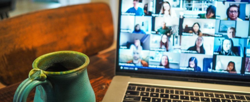 megszűnik a skype