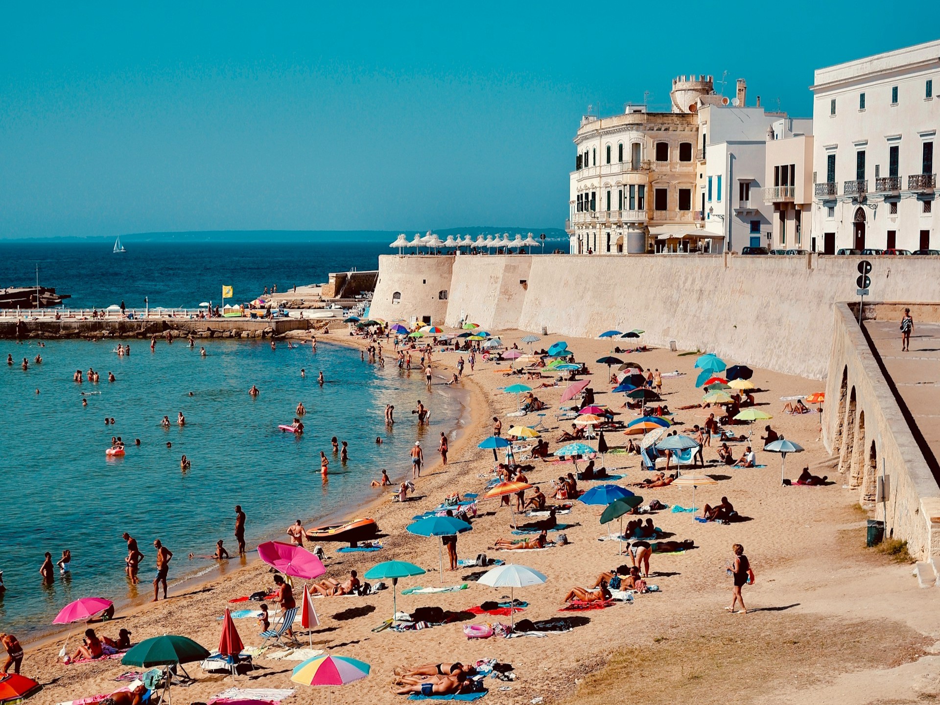 Gallipoli Olaszország tilos fürdőruha