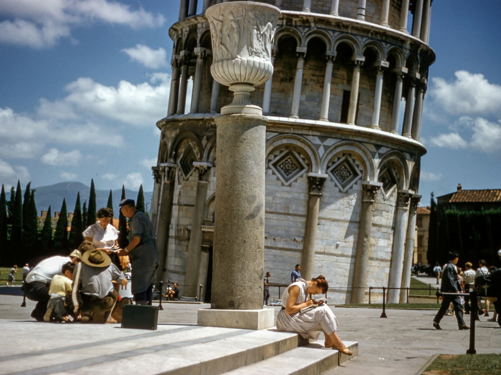 hőhullám Olaszország elnevezés Kharon Pisa ferdetorony turisták utazás