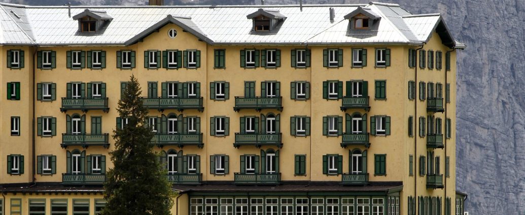 hotel szálloda szállás utazás pixa 1