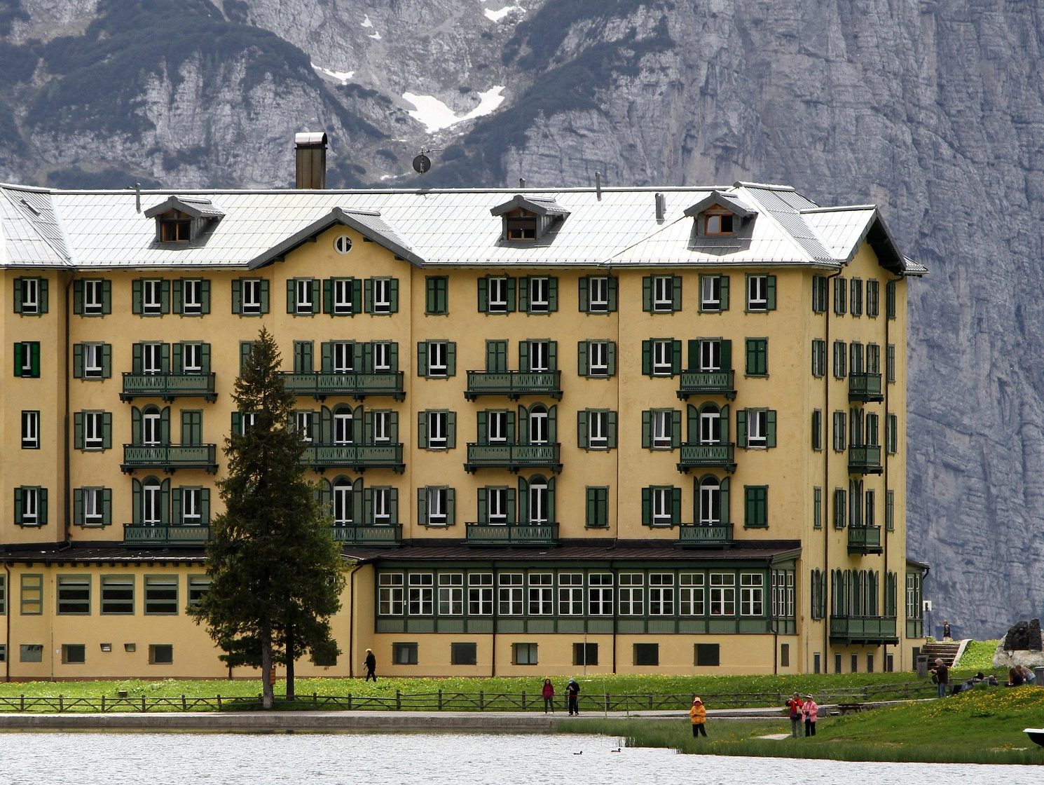 hotel szálloda szállás utazás pixa 1