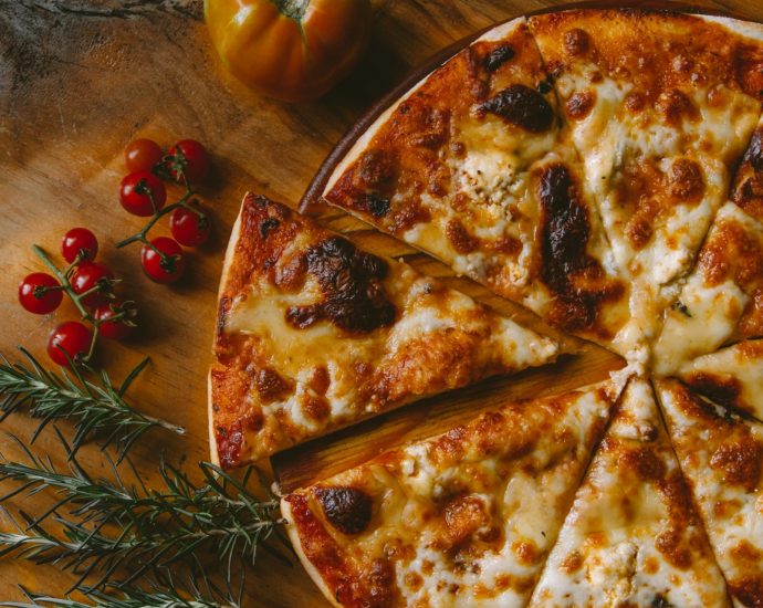 pizza őspizza étel őskori középkori ételek
