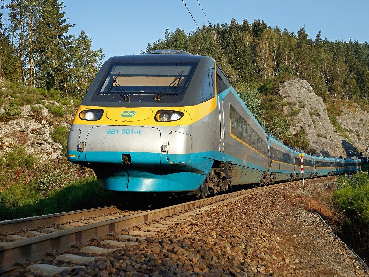 Csehország vonat vonatok Pendolino sebesség gyorsvonat