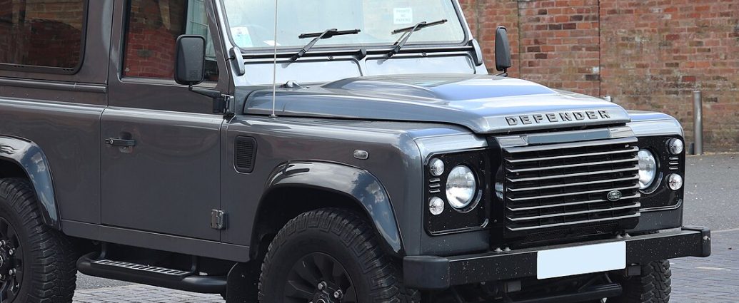 Land_Rover_Defender_wiki