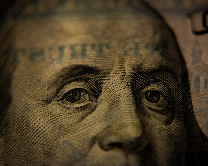 2025 közgazdasági nobel dollár pénz Benjamin Franklin