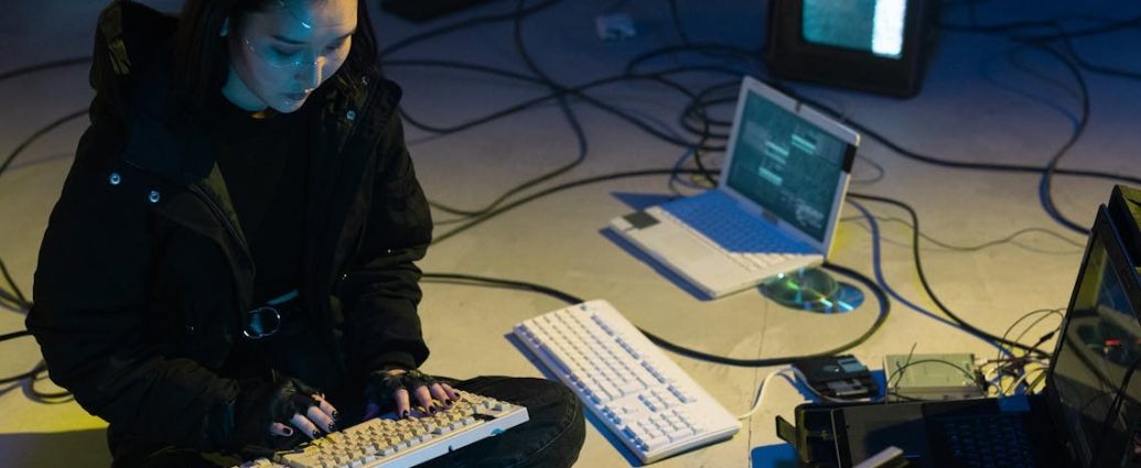 gyerekek titkosszolgálatok kiberművelet számítógép computer laptop