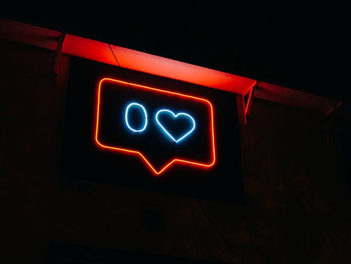 instagram megbánás tagadás hírességek világsztárok celebek közösségi média