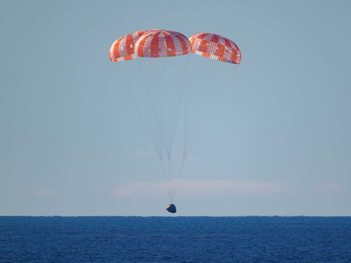 Artemis Orion holdmisszó visszaérkezés földetérés