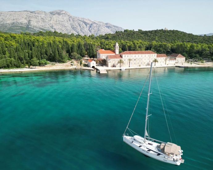 horvátország nyaralás turisták