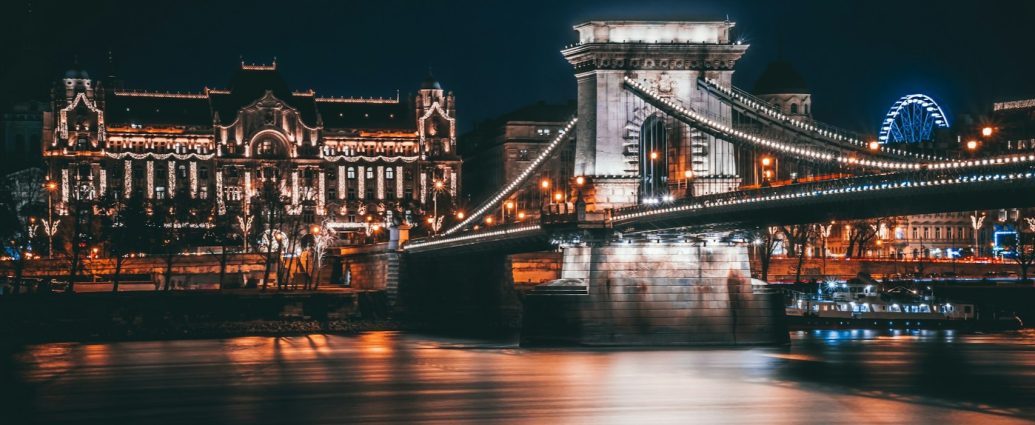 Budapest night decorative lighting