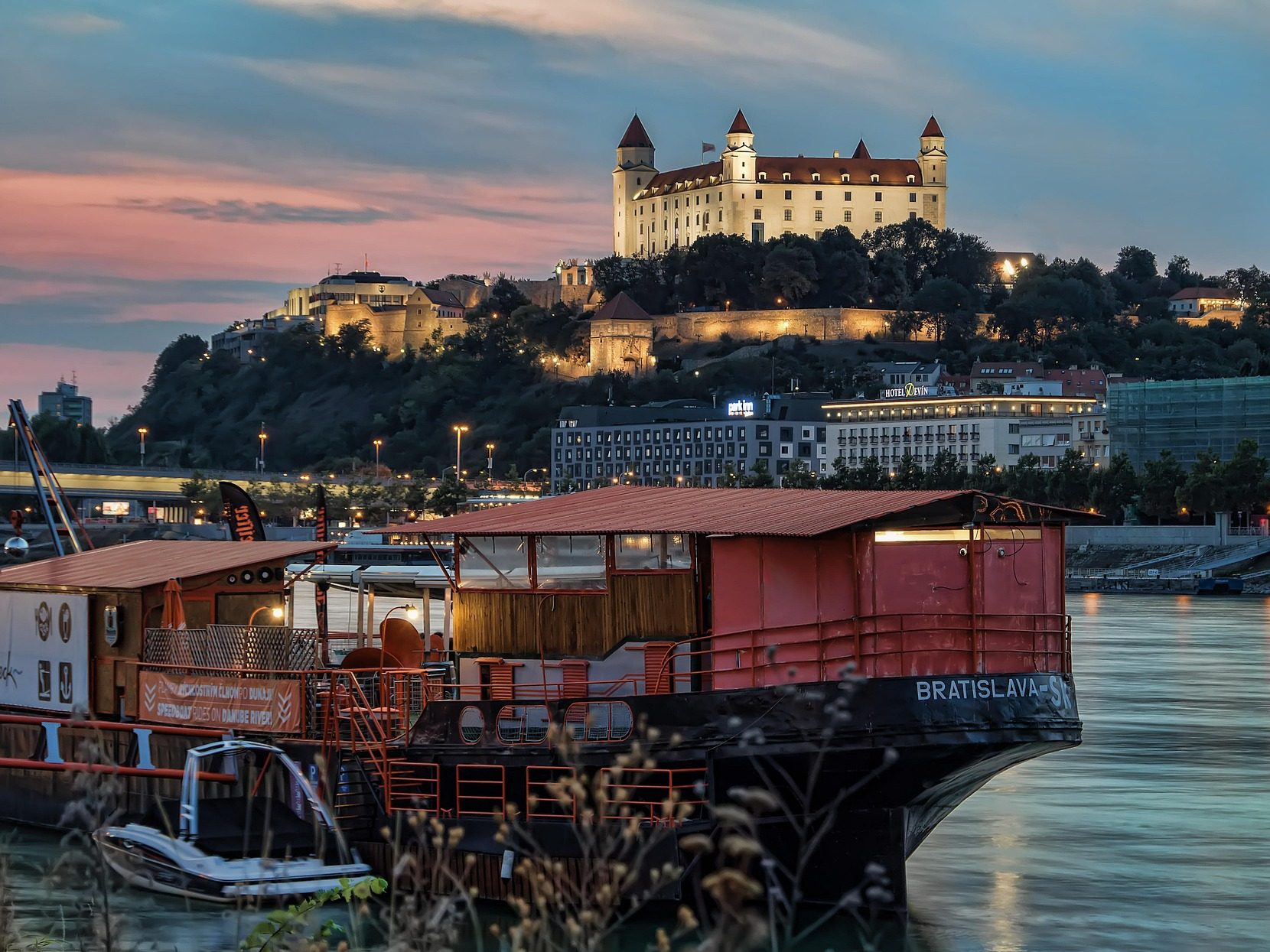 Duna folyó Pozsony Bratislava pixa